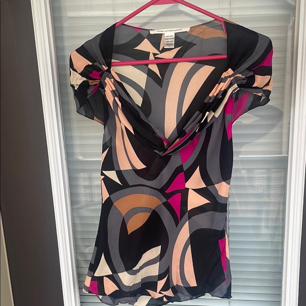 Diane Von Furstenberg Silk Geometric Patterned Top in Black and Pink-2